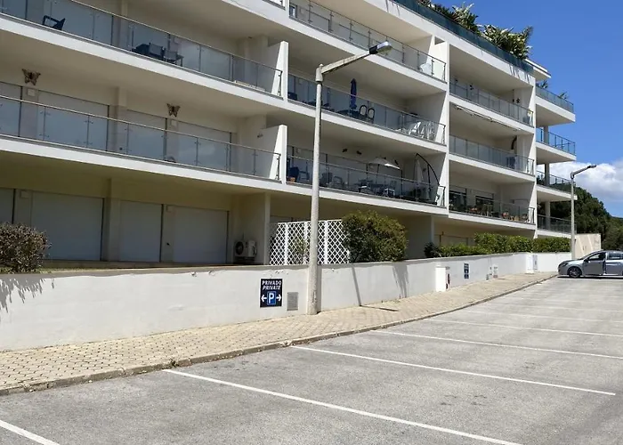 Appartement, Calme Avec Vue Piscine, 1km De La Plage, Olhos De Agua Διαμέρισμα