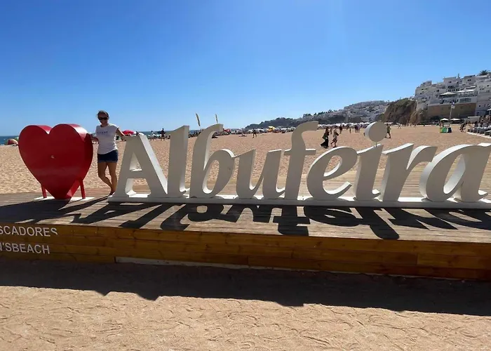 Appartement, Calme Avec Vue Piscine, 1km De La Plage, Olhos De Agua *