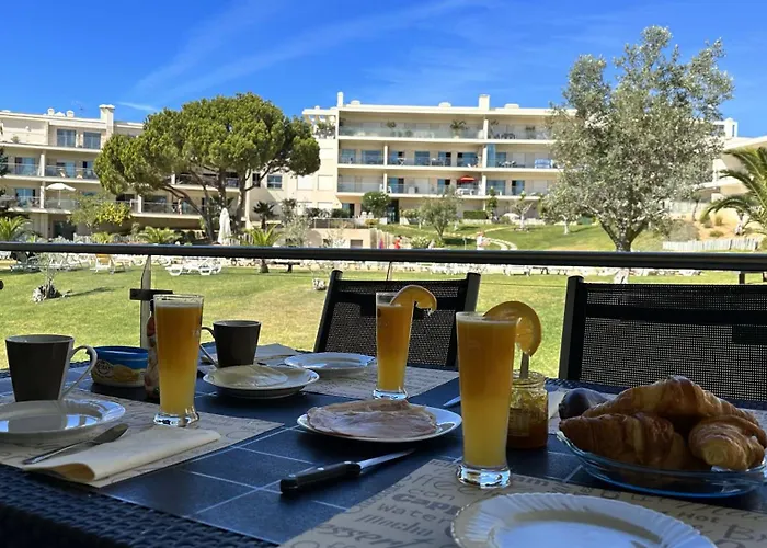 Appartement, Calme Avec Vue Piscine, 1km De La Plage, Olhos De Agua