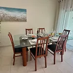 Appartement, Calme Avec Vue Piscine, 1km De La Plage, Olhos De água