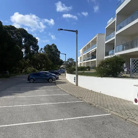 A 1km De La Plage, Avec Piscine A * Albufeira