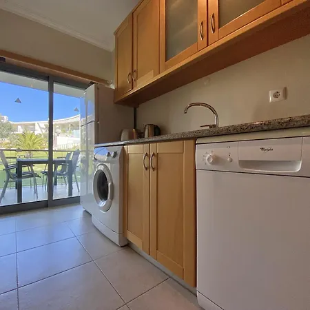 Albufeira, Piscine & Jardin, Tennis, A 1000 M De La , 2 Apartment Albufeira