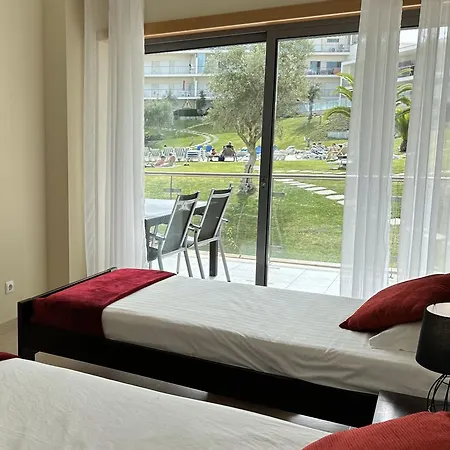 Apartment Albufeira, Piscine & Jardin, Tennis, A 1000 M De La , 2 Albufeira