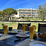 Appartement, Calme Avec Vue Piscine, 1km De La Plage, Olhos De água