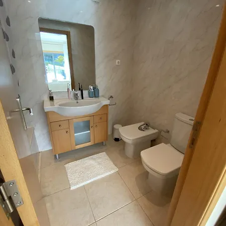 Appartement, Calme Avec Vue Piscine, 1km De La Plage, Olhos De Agua